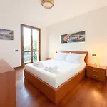 Dimora Larianda - Private Parking And Garden Laglio