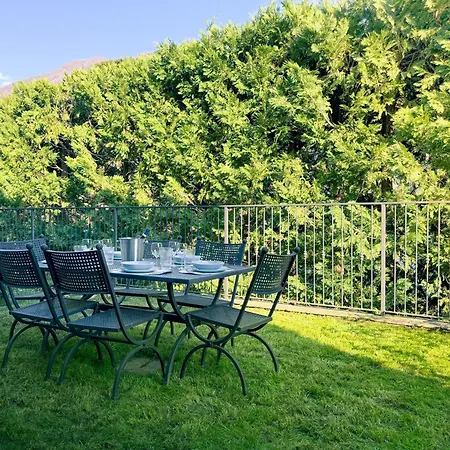 Dimora Larianda - Private Parking And Garden Holiday home