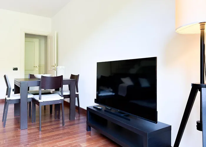 Dimora Larianda - Private Parking And Garden