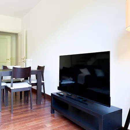 Dimora Larianda - Private Parking And Garden