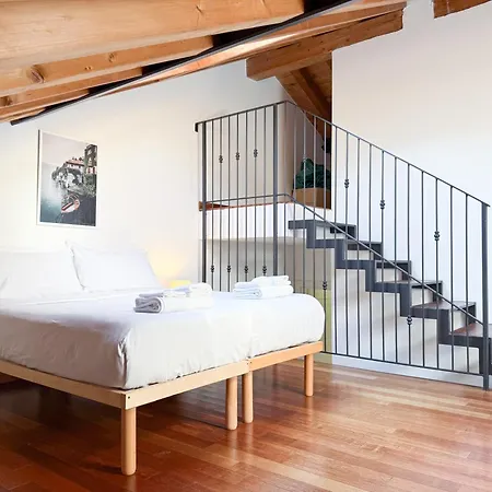 Dimora Larianda - Private Parking And Garden