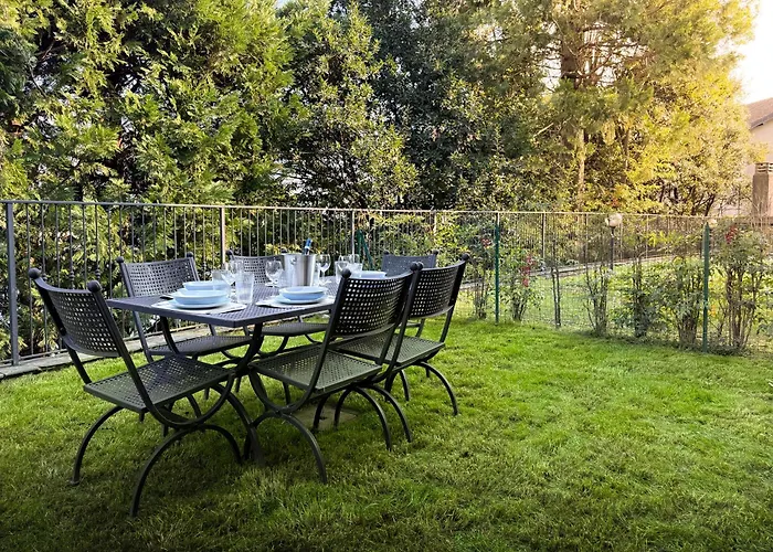 بيت للعطل Dimora Larianda - Private Parking And Garden *